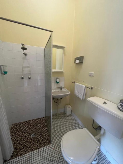 Princes Lodge Motel - Melbourne Tourism 3