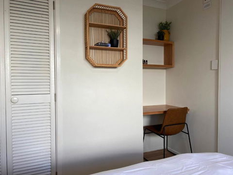 Private Guesthouse - Pet Friendly - Walk To Beach - Melbourne Tourism 3