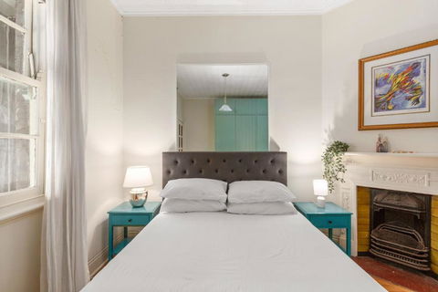 Quaint 3-Bed Heritage Home In The Heart Of Sydney - Melbourne Tourism 0