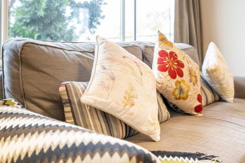 Quaint Auchenflower 1B1B Apt W Parking Close To UQ - Melbourne Tourism 1