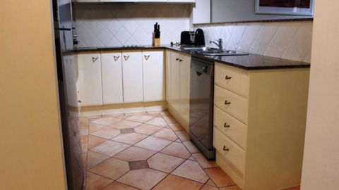 Quality Aquarius Apartment On The Beach! - Melbourne Tourism 2