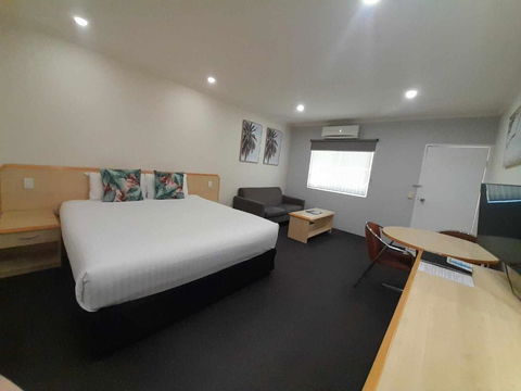 Red Bridge Motor Inn - Melbourne Tourism 3