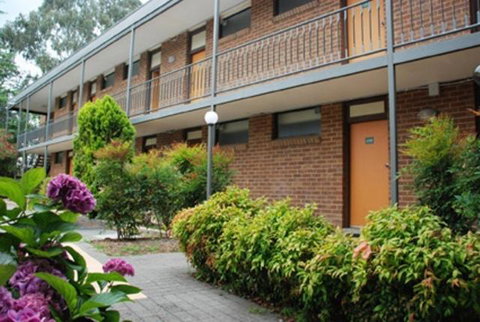 Red Cedars Motel - Melbourne Tourism 0