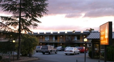 Red Cedars Motel - Melbourne Tourism 3