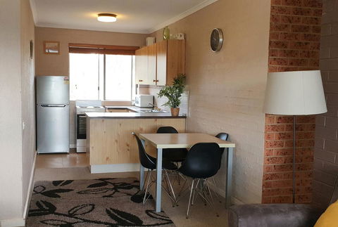 Aspen Court 12 - Melbourne Tourism 1