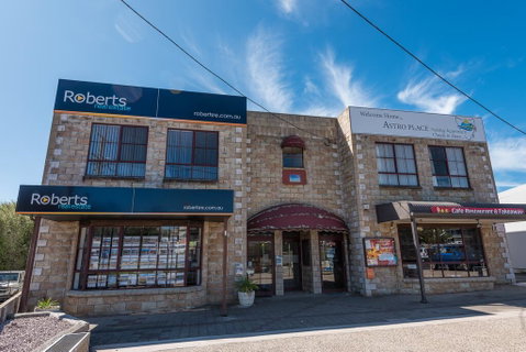 Astro Place - Melbourne Tourism 3