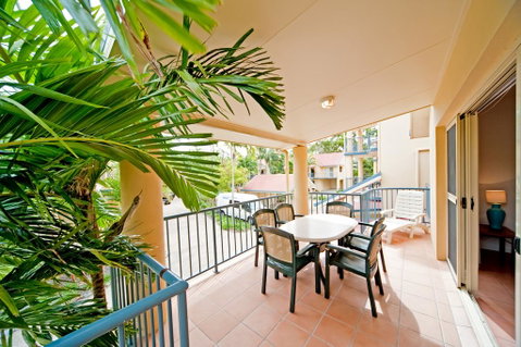 At Beach Court Holiday Villas - Melbourne Tourism 2