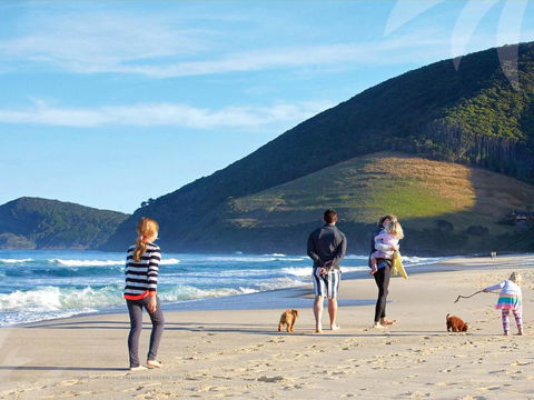 At Tintagel - Melbourne Tourism 3