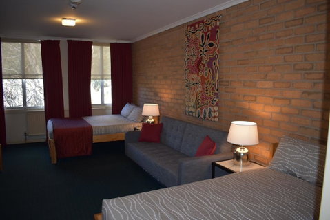 Attunga Alpine Lodge & Apartments - Melbourne Tourism 3