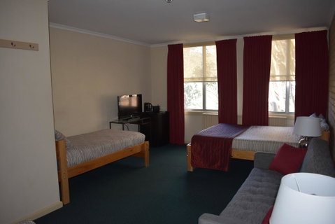 Attunga Alpine Lodge & Apartments - Melbourne Tourism 2