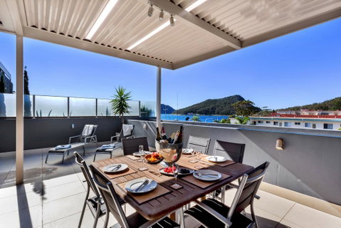 Aura 13 - Shoal Bay - Melbourne Tourism 1