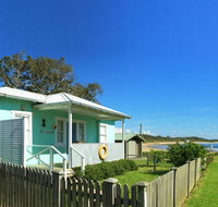 Aurora Beachfront Cottage - Melbourne Tourism