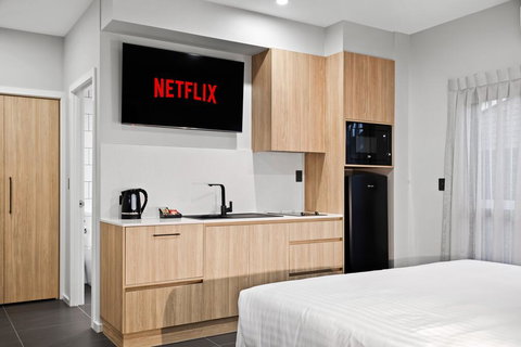 AVENUE MOTEL APARTMENTS - Melbourne Tourism 3