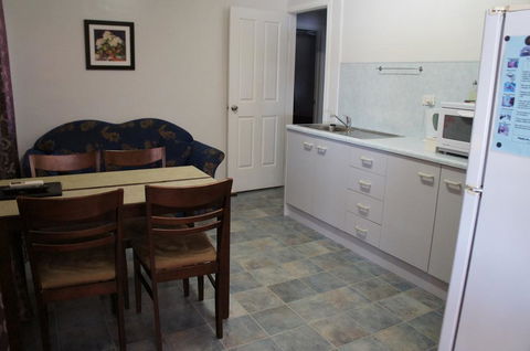 Ayrline Motel - Melbourne Tourism 1