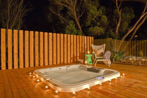 Azure Beach Retreat - Spa Luxury - Melbourne Tourism 0