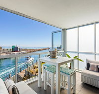 Azure Bliss Family escape opposite beach with heated pool access - Melbourne Tourism