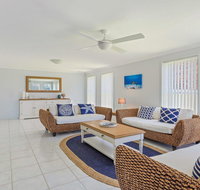 Azure Waters - perfectly positioned with ocean views - Melbourne Tourism