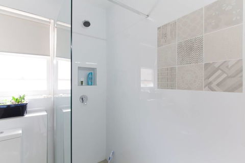 B5 Close To Nedlands, Cafes, Swan River, SCGH & UWA - Melbourne Tourism 3