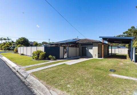 Baby Bundjalung - Melbourne Tourism 1