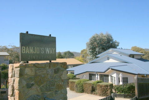 Banjos Way 1/23 Banjo Patterson Crescent - Melbourne Tourism 0