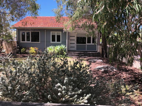 Barefoot Beach Cottage - Busselton - Melbourne Tourism 2