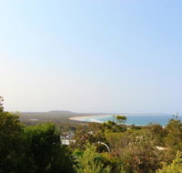 Barefoot 32 Skyline Crescent Crescent Head - Melbourne Tourism