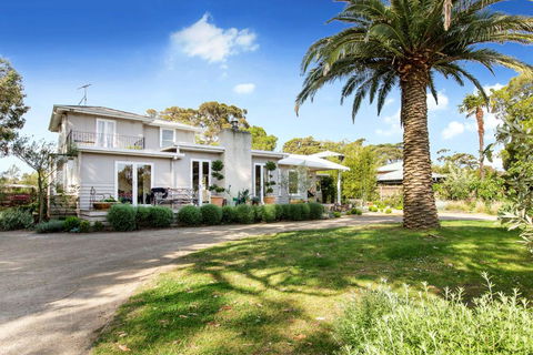 BARRIMA - SOMERS BEACH - Melbourne Tourism 0
