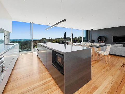 Bay Vista - Amazing Bay Views With The Beach At Your Doorstop! - Melbourne Tourism 2