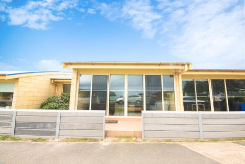 Bayview No 2 - Next To The Beach - Melbourne Tourism 0