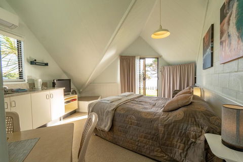 Beach Cabins Merimbula - Melbourne Tourism 2