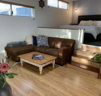 Beach Charm Villa Suite - Melbourne Tourism
