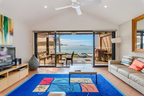 Beach Duplex 72b Marine Dr - Fingal Bay - Melbourne Tourism 3