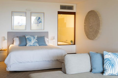 Beach Suites - Melbourne Tourism 3