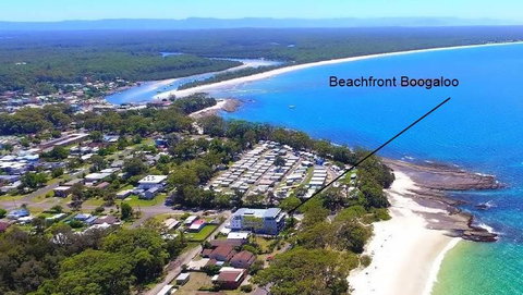 Beachfront Boogaloo - Melbourne Tourism 1