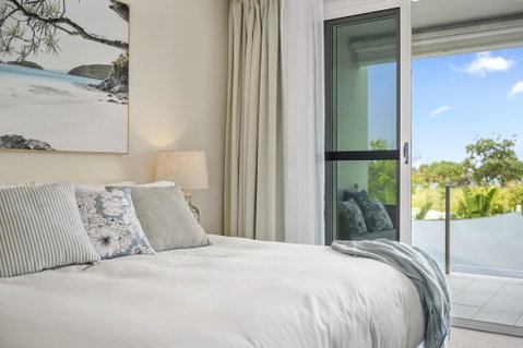 Beachfront By The CC - Family Friendly, Plunge Pool, Steps To The Beach - Melbourne Tourism 2