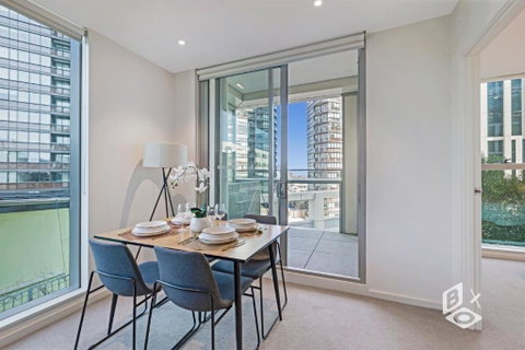 REST COLLECTION Apartments On Collins Docklands - Melbourne Tourism 3