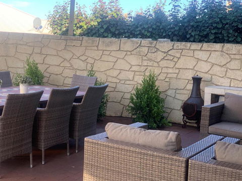 Relaxing Getaway Beachfront Access Multi Family Pets Mandurah - Melbourne Tourism 3