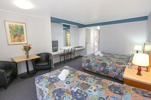 Reef Resort Motel - Melbourne Tourism 2