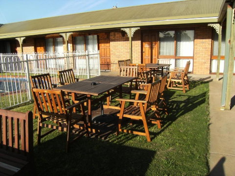 Regency Court Motel - Melbourne Tourism 2