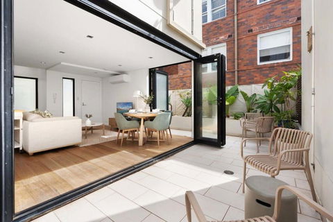 Relaxed Beachside Townhouse - Melbourne Tourism 2