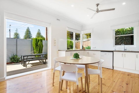 Relaxing 3BR Beachside Haven Grange - Melbourne Tourism 0
