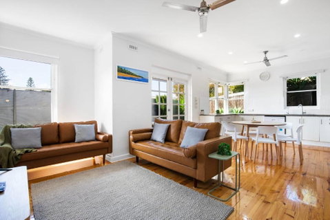 Relaxing 3BR Beachside Haven Grange - Melbourne Tourism 1