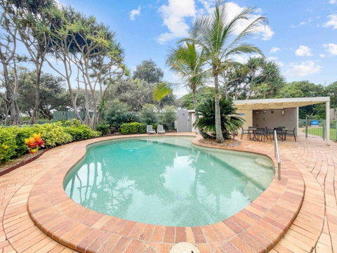 Relaxing Ocean View Apartment In Buddina - Melbourne Tourism 3