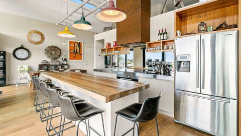 Remo Resort By Ready Set Stay - BYO LINEN & TOWELS - Melbourne Tourism 3