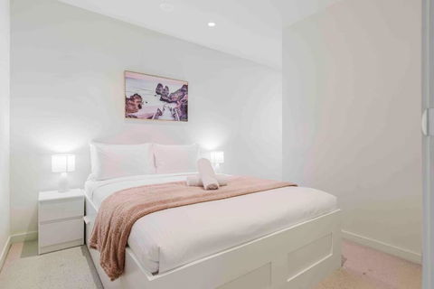 Resort Lifestyle Urban Apt - Pool, Gym, Sauna - Melbourne Tourism 0