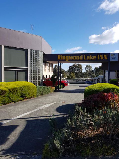 Ringwood Lake Inn - Melbourne Tourism 0