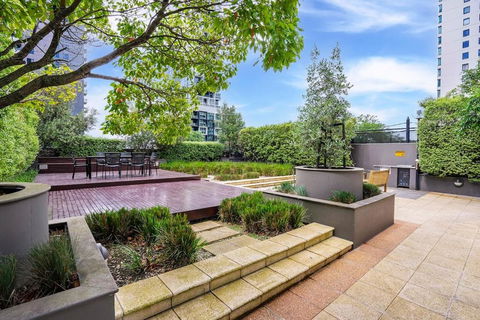 Rivergarden 3 Bedroom Apartment - Melbourne Tourism 1