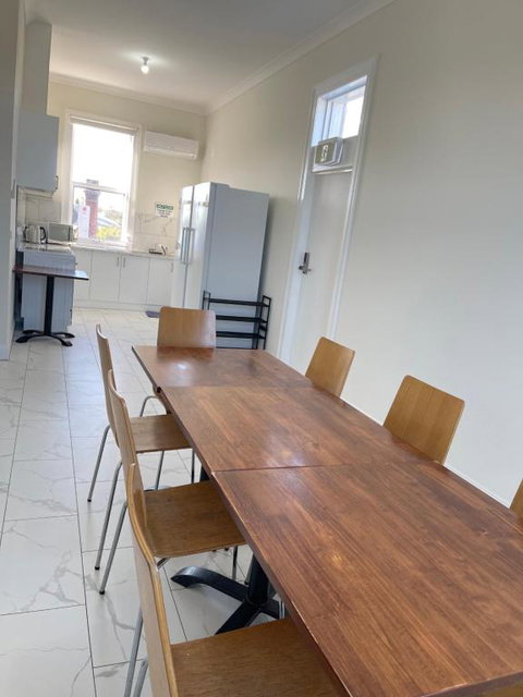 Riverside Hotel - Melbourne Tourism 3