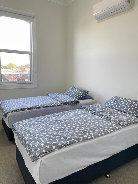 Riverside Hotel - Melbourne Tourism 2