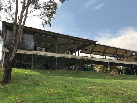 Riverside Farm Retreat - Melbourne Tourism 0